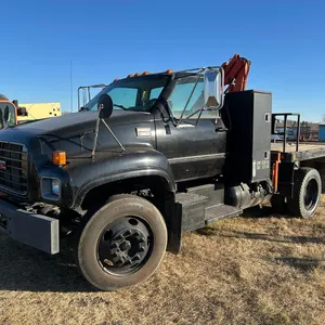 1999 GMC C5500 TRUCK, 7.4L V8 GAS ENG., 5 SPD S/T, 2WD, DUALLY, 8FT X 8FT DECK, ARCTIC 3000 2S KNUCKLE BOOM, 20,850 GVWR, 155,968 KM'S SHOWING, S/N 1G