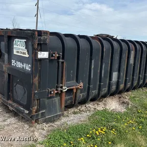 May Fabricating Co., Inc. Wastequip roll-off tank