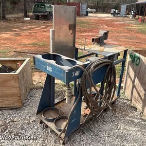 Welding table