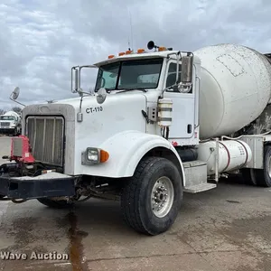 2007 Peterbilt 357 ready mix truck
