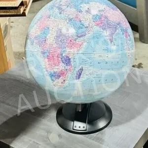 Globe Master table top globe - 12"