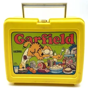 Vintage Garfield Thermos Lunchbox
- plastic
-