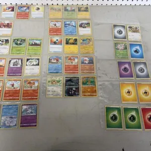Pok�mon cards with sleeves (6)