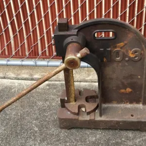 J.E.T. 3 Ton Arbor Press