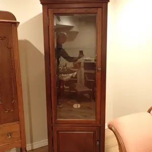Display Cabinet