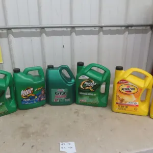 18 Litres of 5W-30 Motor Oil 