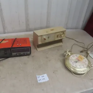 Old Radios 'Candle' , Bar Backwards Clock 