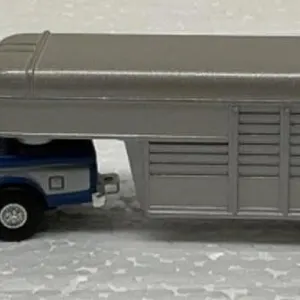 Nice ERTL Die-Cast Toy Pickup W/Livestock Trailer