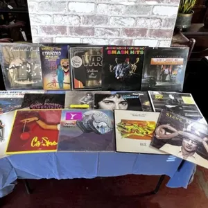 16 PCS ASSORTED VINTAGE RECORD ALBUMS / ASSORTED