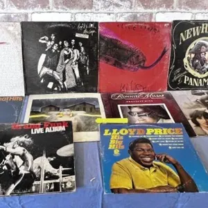 10 PCS ASSORTED VINTAGE RECORD ALBUMS / ASSORTED