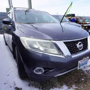 2013 Nissan Pathfinder SN:5N1AR2MM5DC643771