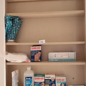 Bandaids, shelf contents