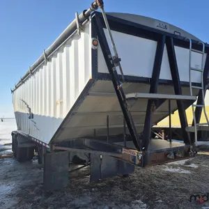 2005 Doepker 29' T/A Pup Grain Trailer
 UNRESERVED