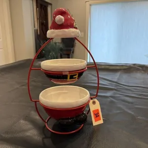 Tiered Santa serving stand