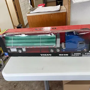 VOLVO NV780 TRUCK w/ TRAILER 1:32 SCALE MODEL