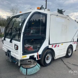 2011 sicas NA4M3 Sweeper Truck (Inoperable)