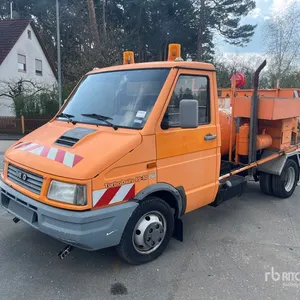 1992 Iveco Turbo Daily 49-10 4x2 Crew Cab Road Marker Service Truck