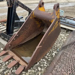 Approx 18" John Deere 310 Tractor Backhoe Bucket
