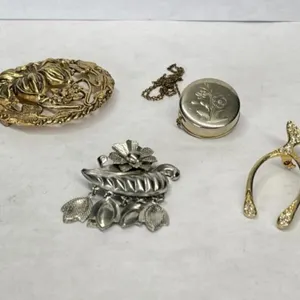Vintage Brooches