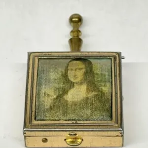 Vintage Mona Lisa Pocket Ashtray