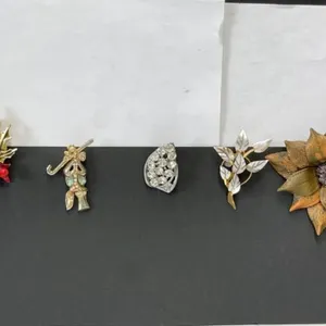 5 Vintage Brooches
