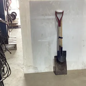 2 SHOVELS