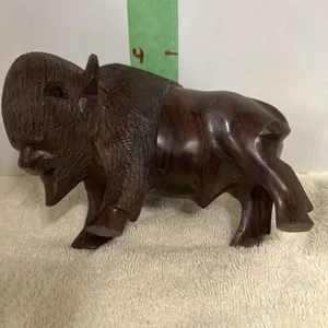 HARD WOOD CRAVED BUFFALO