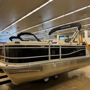2025 G3 SunCatcher Select 18C Pontoon