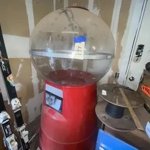 Large Victor Gumball Machine 25-cent