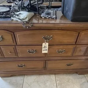 7-Drawer Dresser w/Mirror 52"L x 19"W x 30"H