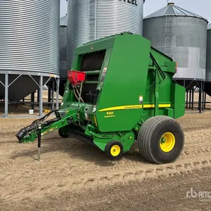 2014 John Deere 569 Round Baler
