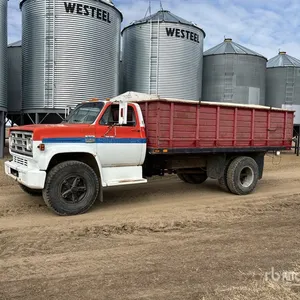 1976 GMC 6500 4x2 Grain Truck