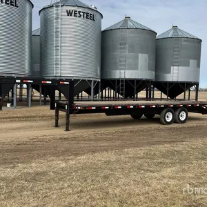 1999 Wilkinson 26 ft T/A Gooseneck Equipment Trailer