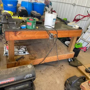 10'x5'x3' Large Shop Table on Wheels w/ Vise