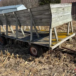 Wood Feeder Wagon