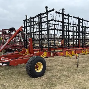 72’  Bourgault 7200 heavy harrows s/n39695HH-16