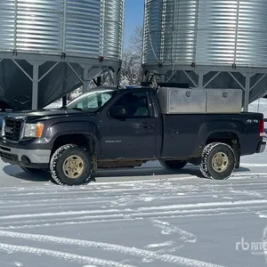 2010 GMC Sierra 2500HD 4x4 Pickup
