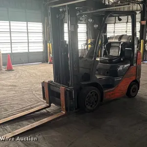 Toyota 8FGCU25 forklift