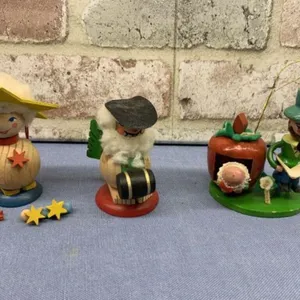(3 PCS) VINTAGE WOODEN FOLK ART FIGURES &