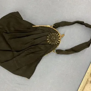 VINTAGE BLACK FABRIC EVENING BAG WITH METAL