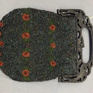VINTAGE NAVY BEADED EVENING BAG W/ DETAILED