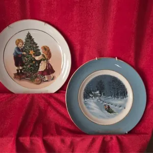 2 Avon Christmas plates