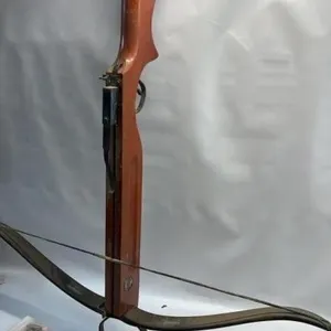 Vintage Daco Hornet Crossbow With Arrows