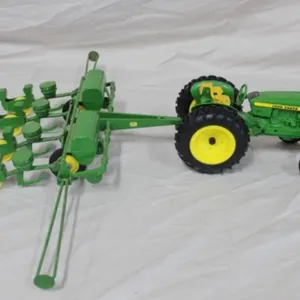 ERTL JD 2440 w/JD 4 Row Planter, Made In USA