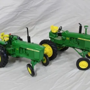 ERTL JD 4010 Tractor & JD 4020 Tractor