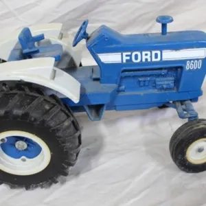 ERTL Ford 8600 Tractor #1514