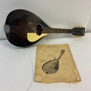 Suprema Mandolin