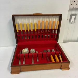 Cutlery and chest