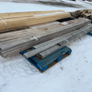 Assorted 2x4x16' Planks
