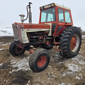 1967 INTERNATIONAL HARVESTER 806 2WD TRACTOR
